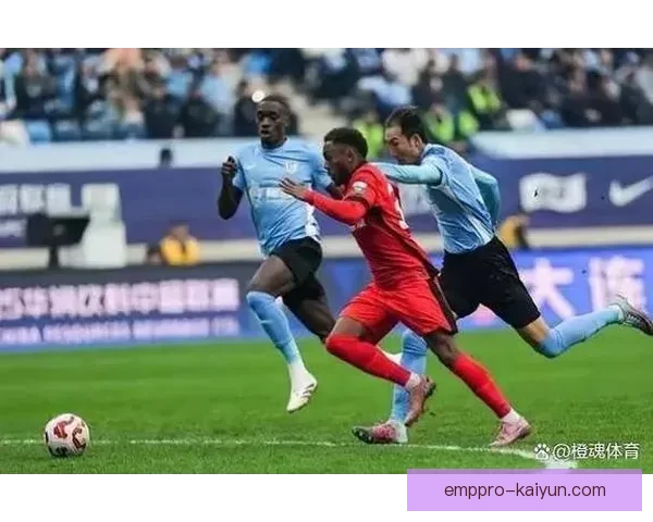 上海海港超级杯冠军表现稳健，继续巩固新赛季竞争力。