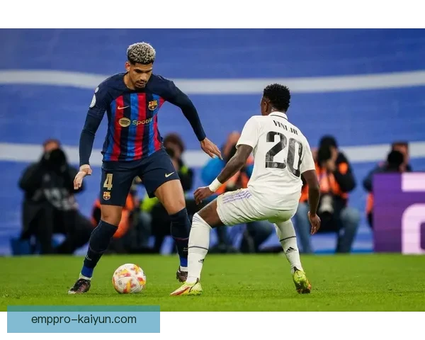 阿劳霍防守风格分析：体现出色的对抗能力与战术意识